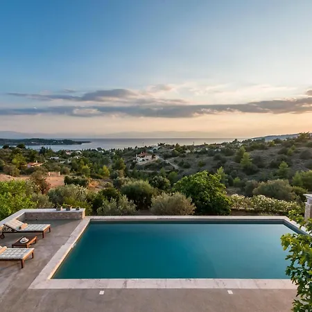 Poolside Panoramic Seascape Πόρτο Χέλι